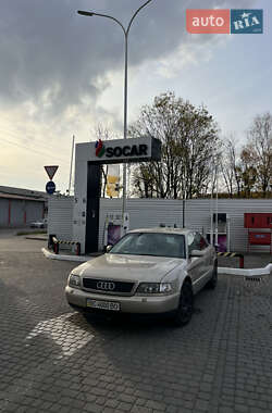 Седан Audi A8 1998 в 