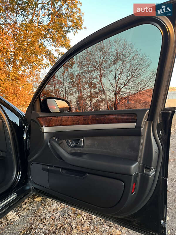 Седан Audi A8 2006 в Харькове