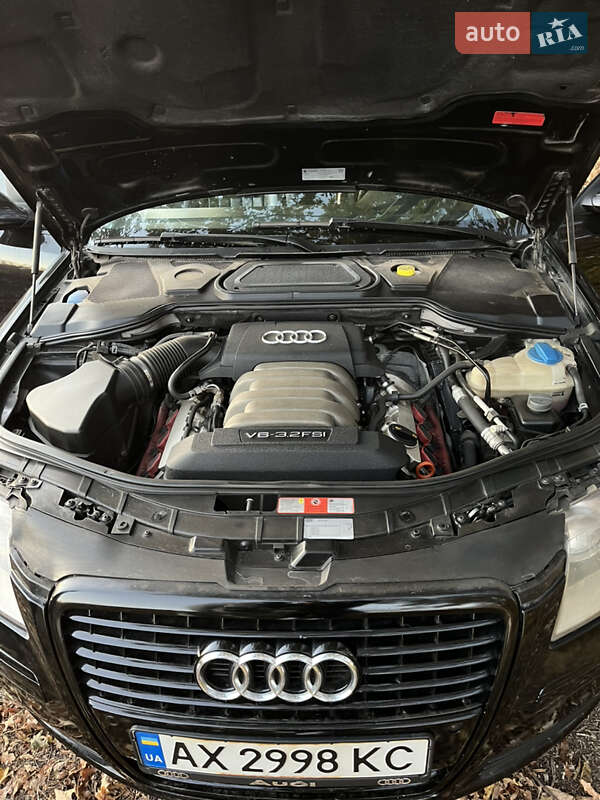 Седан Audi A8 2006 в Харькове