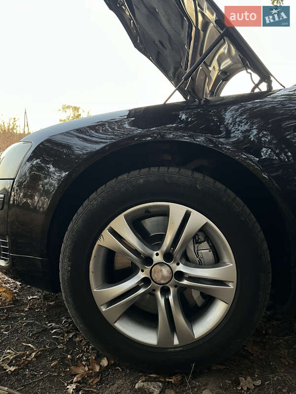 Седан Audi A8 2006 в Харькове