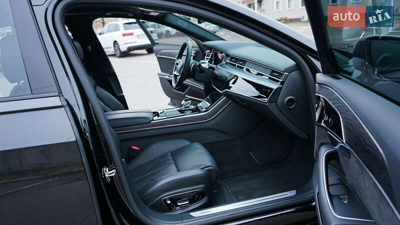 Седан Audi A8 2019 в Киеве