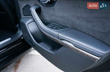 Седан Audi A8 2019 в 