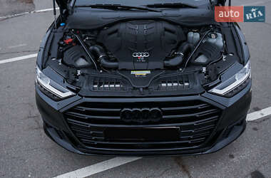 Седан Audi A8 2019 в 