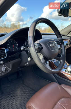 Седан Audi A8 2012 в Киеве
