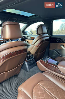 Седан Audi A8 2012 в Киеве