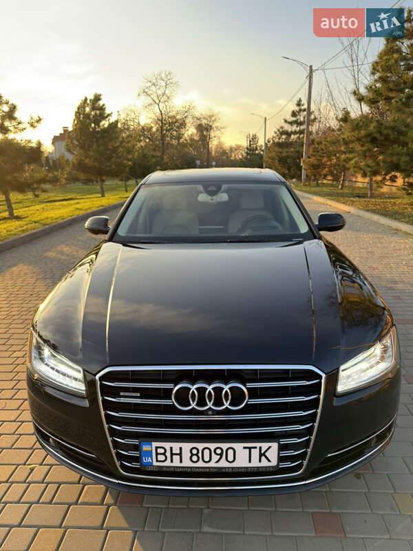 Audi A8 2015