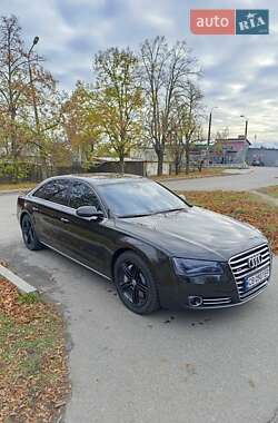 Седан Audi A8 2013 в Чернигове