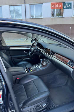 Седан Audi A8 2009 в 