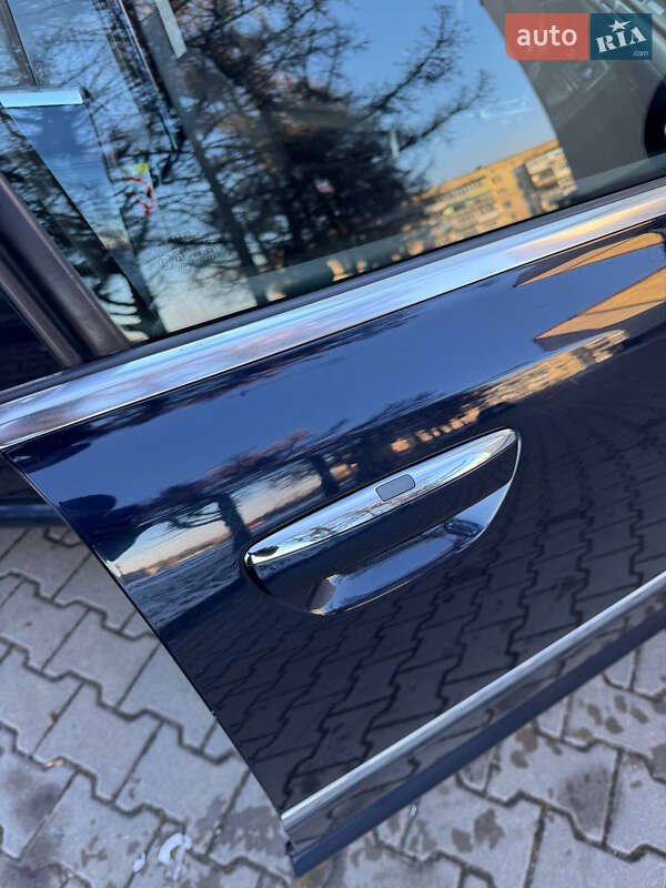 Седан Audi A8 2009 в Звягеле