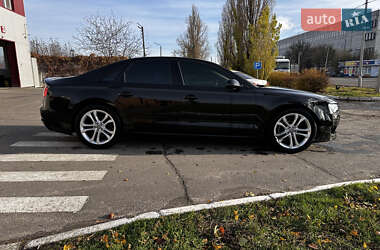 Седан Audi A8 2010 в Полтаве