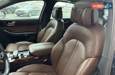 Седан Audi A8 2012 в Бердичеві