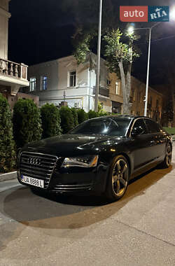 Седан Audi A8 2014 в Полтаві