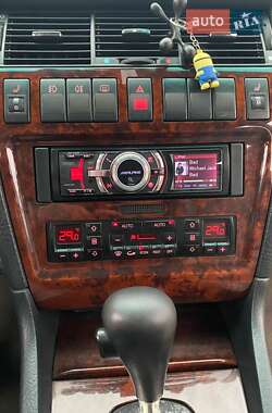 Седан Audi A8 1996 в 