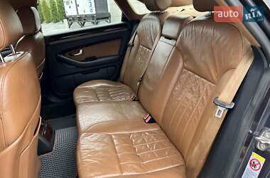 Седан Audi A8 2004 в Рівному