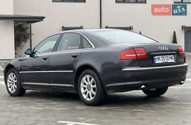 Седан Audi A8 2004 в Рівному