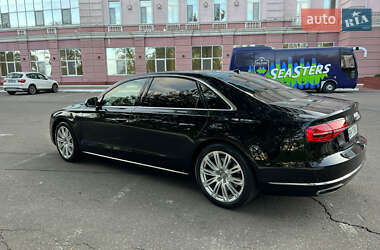 Седан Audi A8 2015 в Одессе