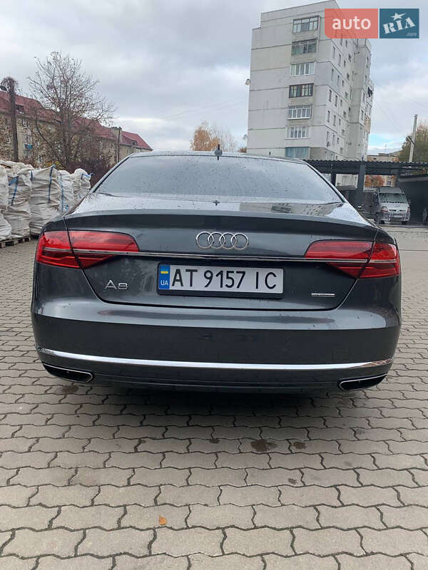 Седан Audi A8 2014 в Калуше