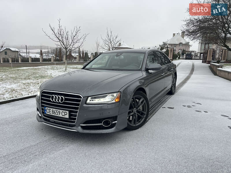 Седан Audi A8 2016 в Чернівцях