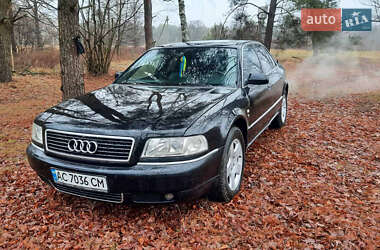 Седан Audi A8 2000 в Шацьку