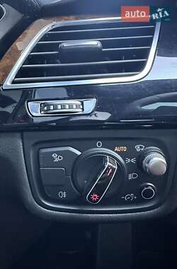 Седан Audi A8 2015 в 