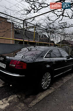 Седан Audi A8 2005 в Ужгороде