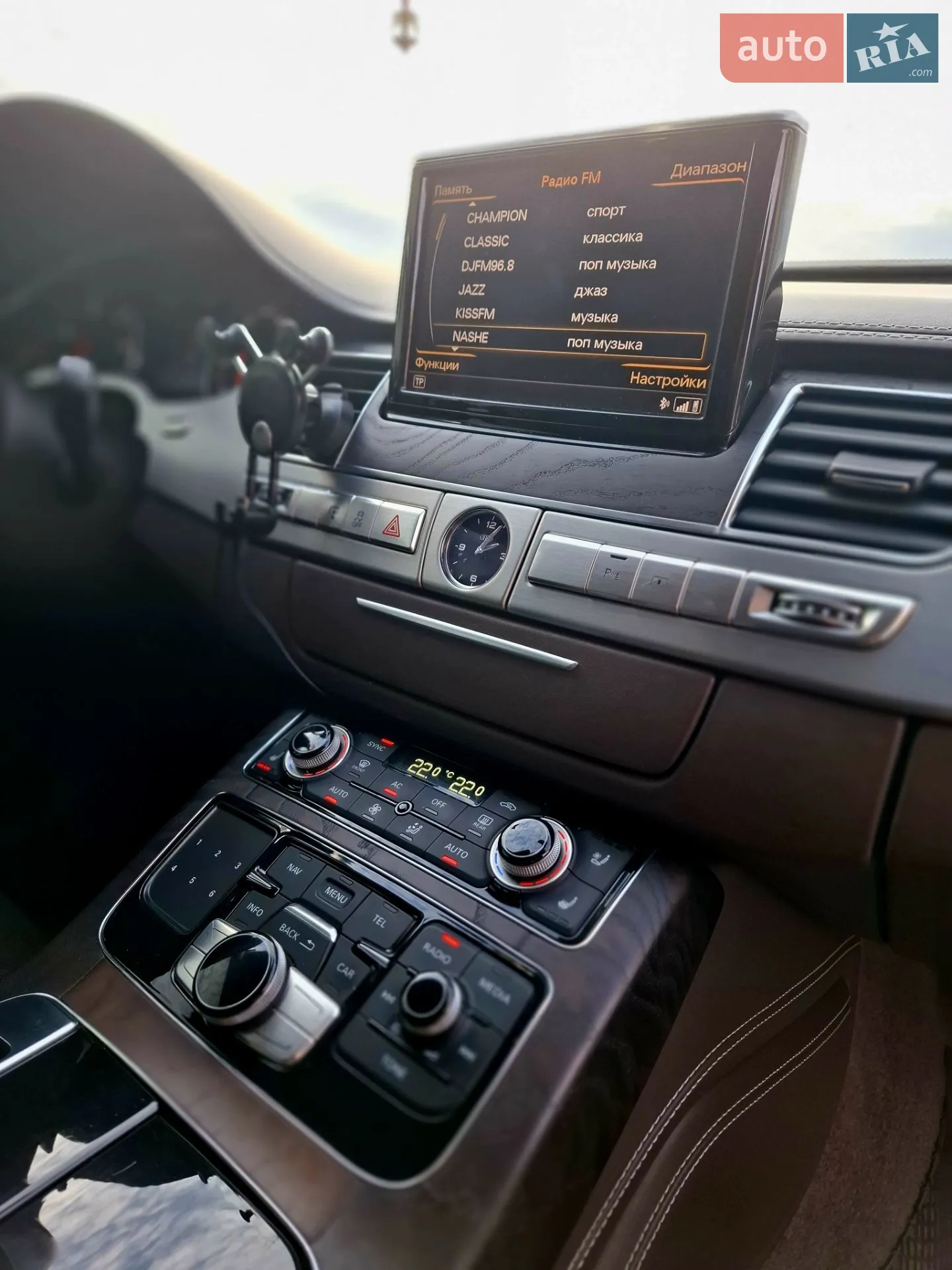 2011 Audi A8 - мініатюра 34