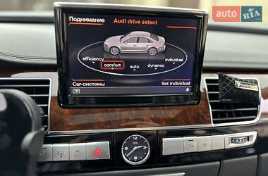 Седан Audi A8 2012 в 