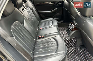 Седан Audi A8 2012 в 