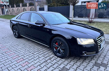 Седан Audi A8 2010 в Луцьку