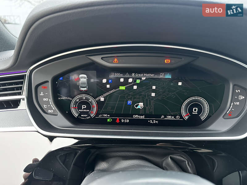 Седан Audi A8 2021 в Киеве