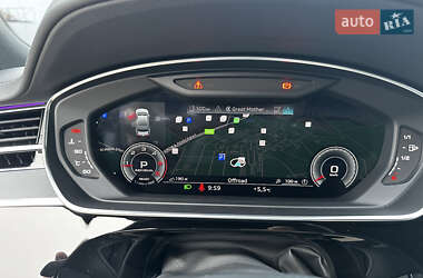 Седан Audi A8 2021 в 