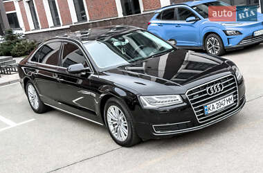 Седан Audi A8 2014 в 