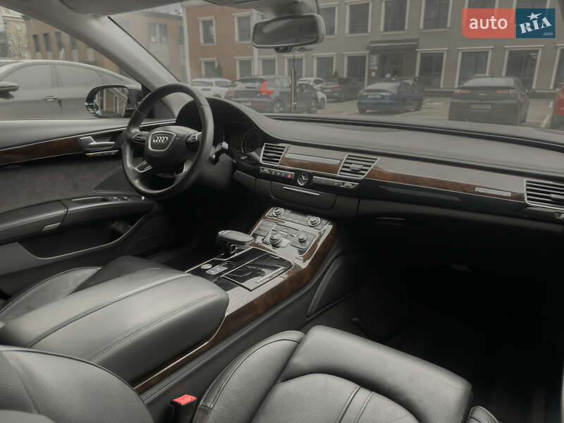 Седан Audi A8 2014 в Киеве