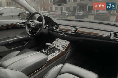 Седан Audi A8 2014 в 