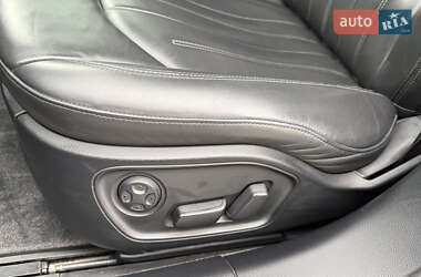 Седан Audi A8 2017 в 