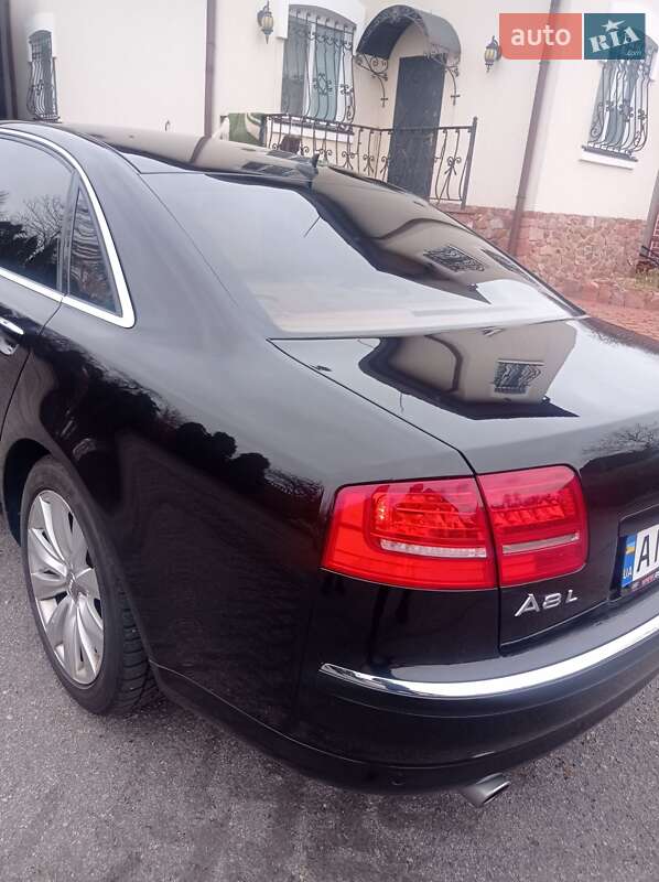 Седан Audi A8 2008 в Погребище