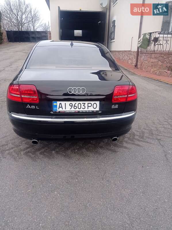Седан Audi A8 2008 в Погребище