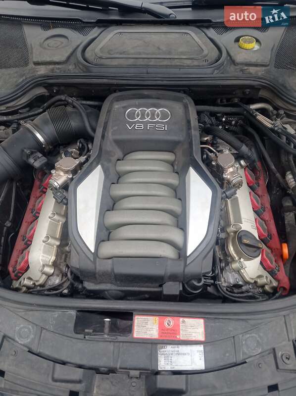 Седан Audi A8 2008 в Погребище