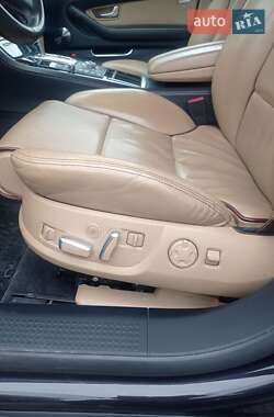 Седан Audi A8 2008 в 