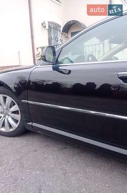 Седан Audi A8 2008 в 