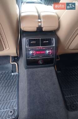 Седан Audi A8 2008 в 