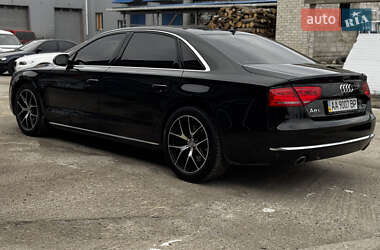 Седан Audi A8 2011 в 