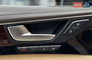 Седан Audi A8 2011 в 