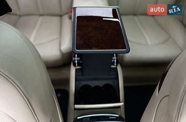 Седан Audi A8 2011 в 