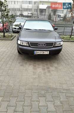 Седан Audi A8 1997 в Одесі