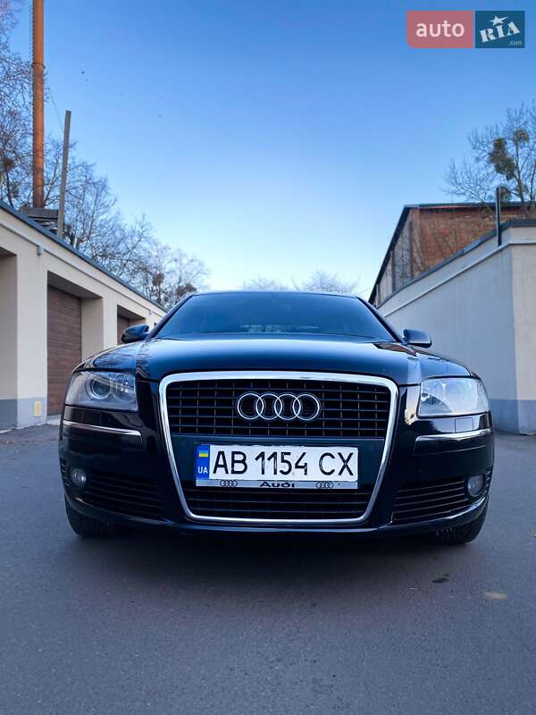 Седан Audi A8 2005 в Вінниці