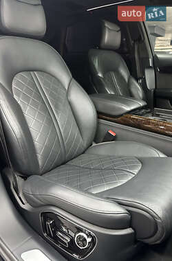 Седан Audi A8 2014 в 