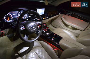 Седан Audi A8 2013 в Черновцах