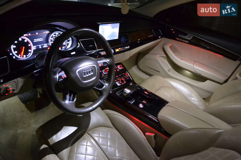 Седан Audi A8 2013 в Чернівцях фото 29 Седан Audi A8 2013 в Чернівцях