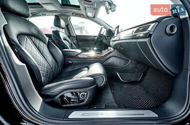 Седан Audi A8 2017 в 